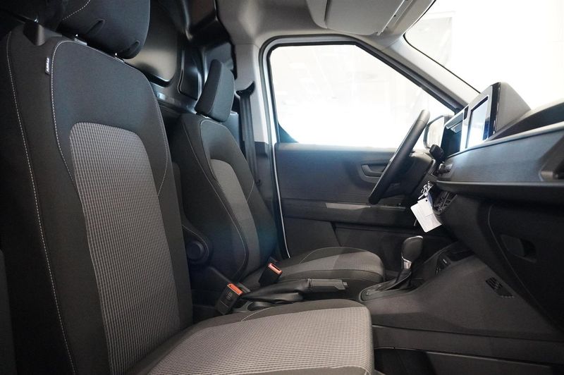 Ford Transit Courier bild 4