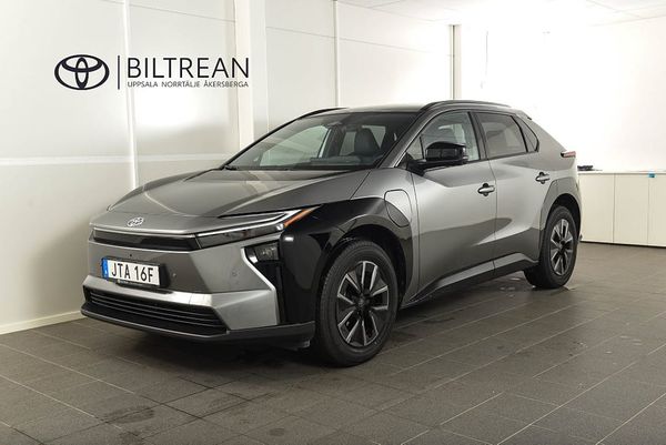 Toyota bZ4X 73.1 kWh Active Tech "Nya Modellen" - 2025