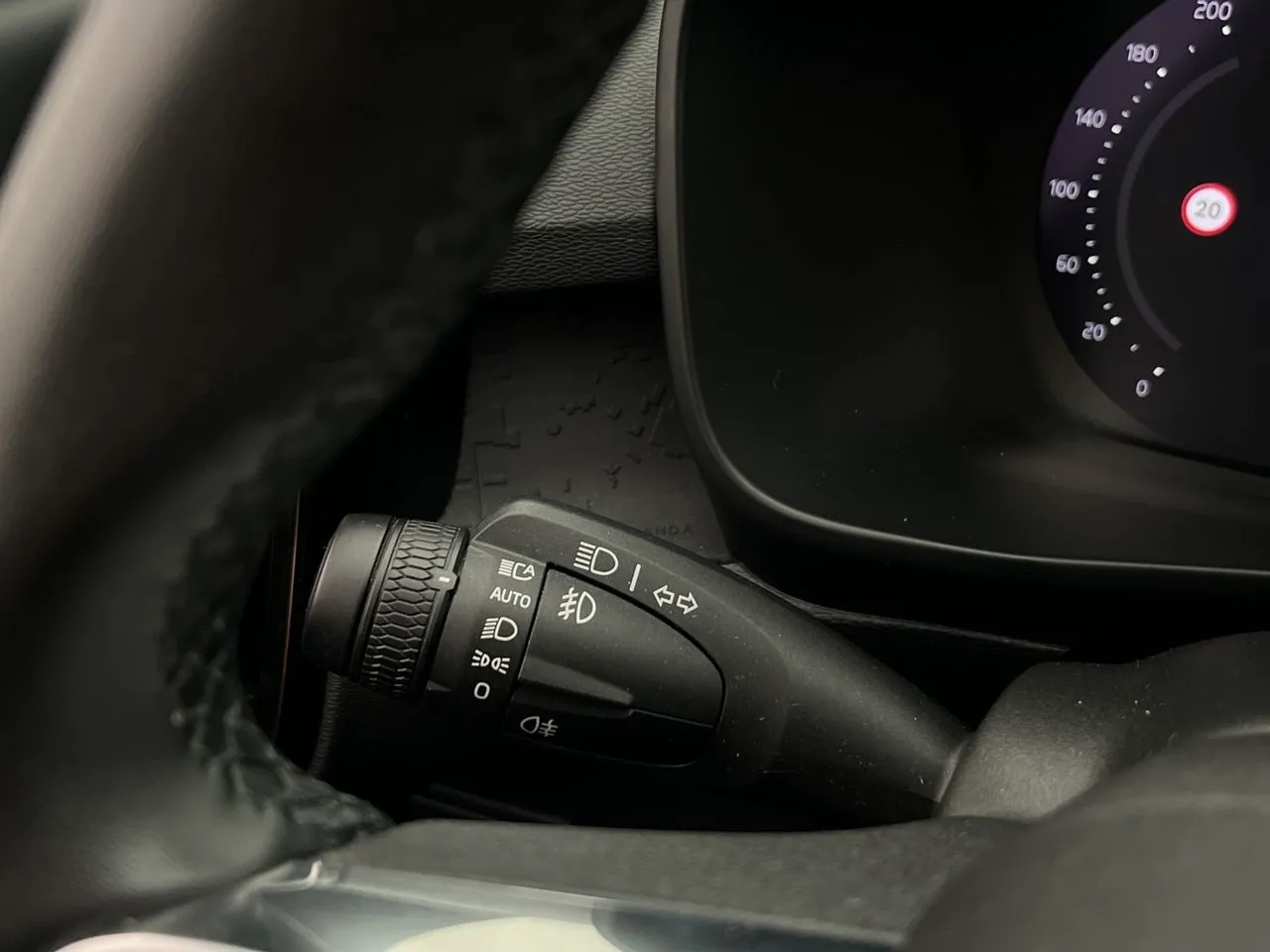 Vehicle image 31