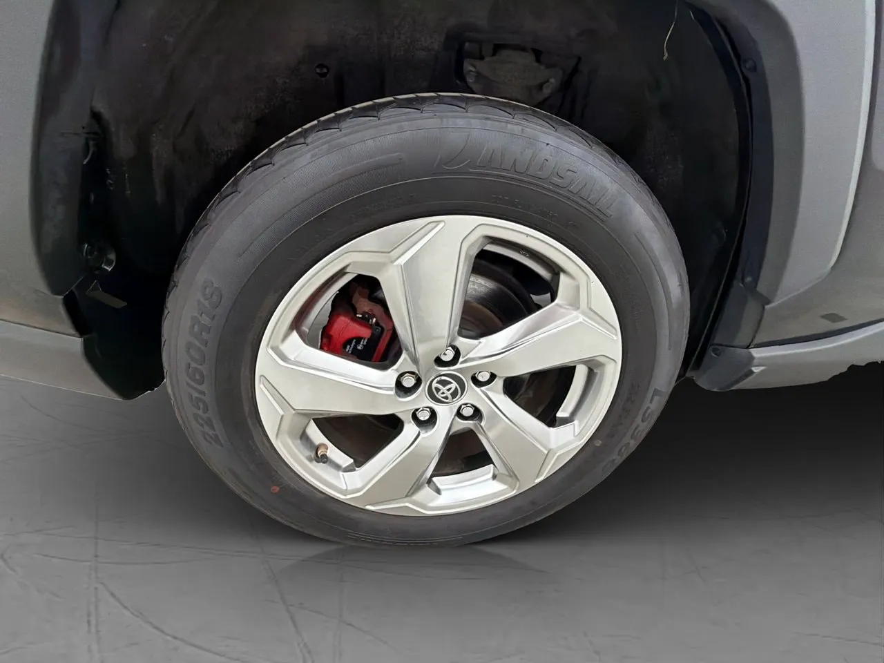 Vehicle image 11