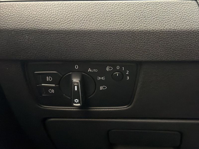 Volkswagen Passat bild 29