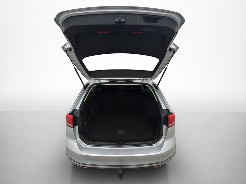 Volkswagen Passat bild 17