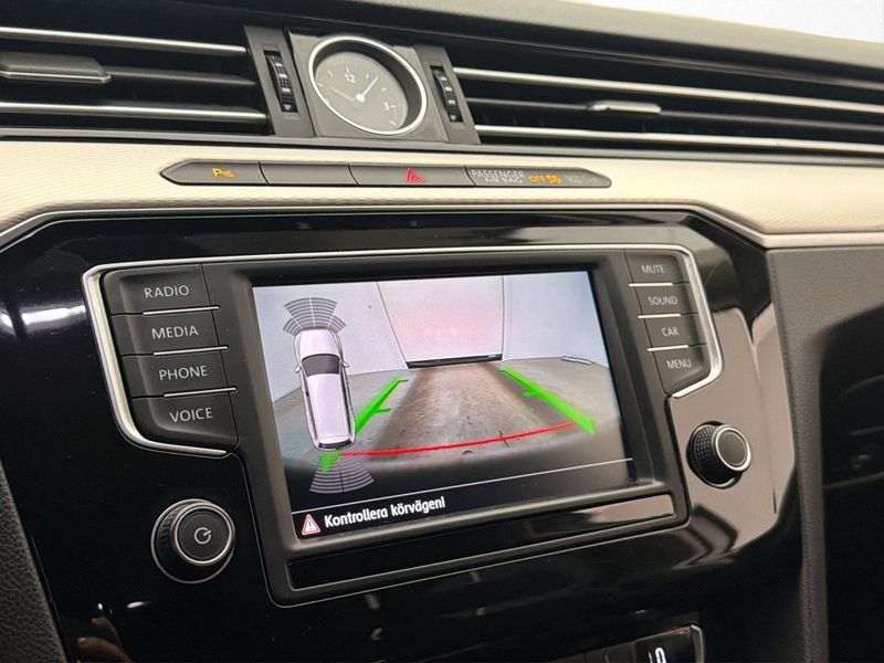 Volkswagen Passat bild 24