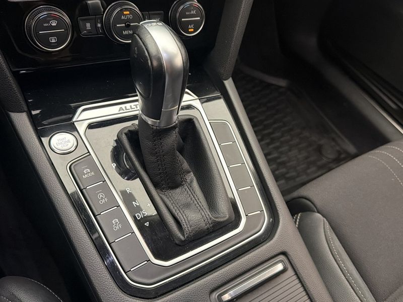 Volkswagen Passat bild 26