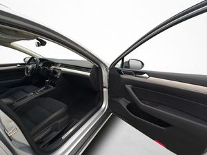 Volkswagen Passat bild 15