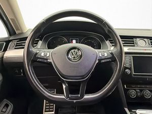 Volkswagen Passat bild 20