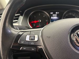 Volkswagen Passat bild 28