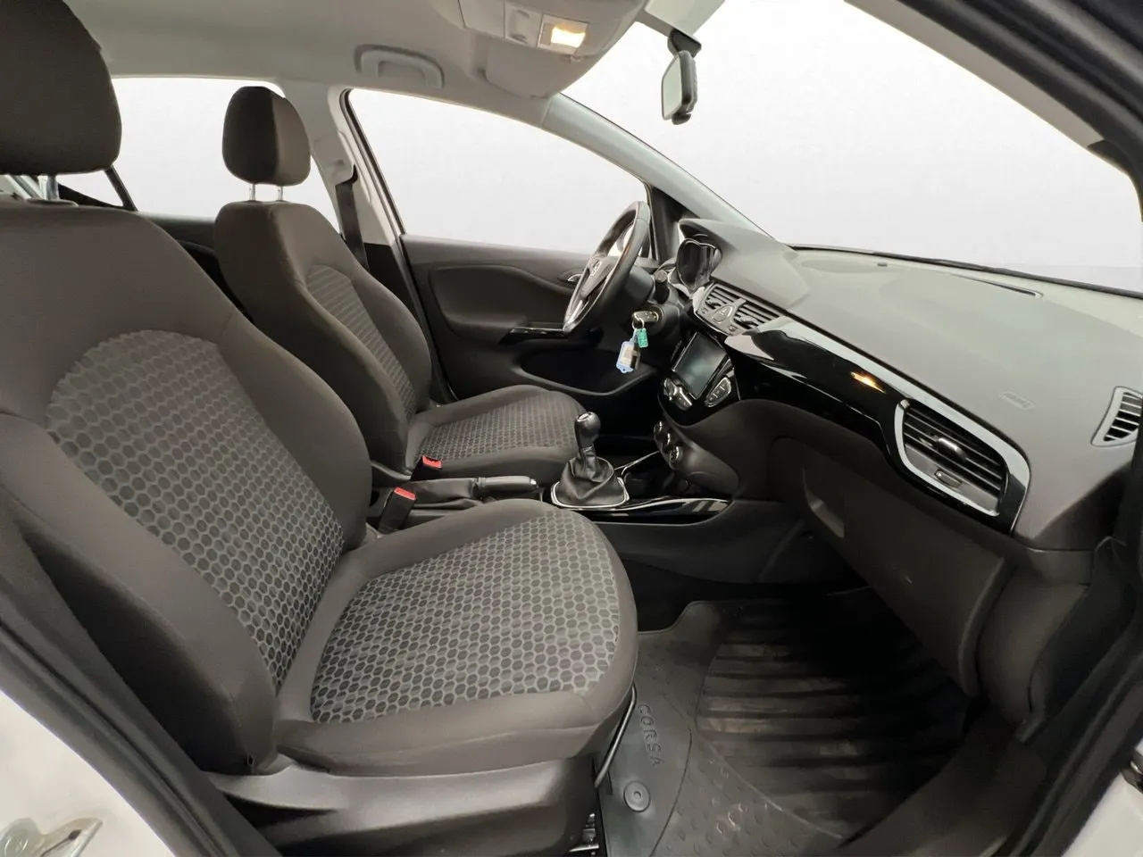 Vehicle image 21