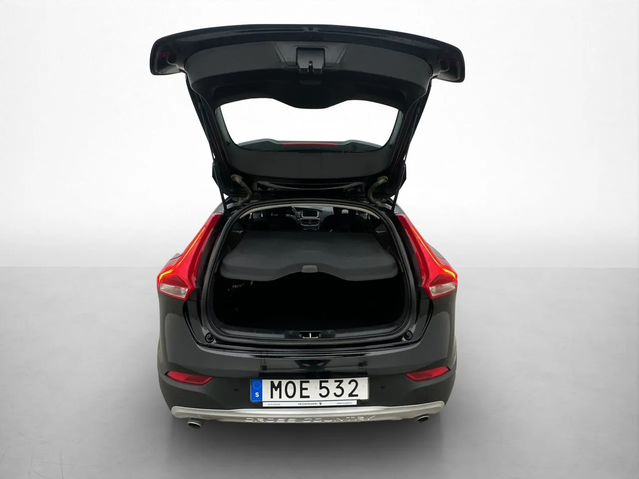 Vehicle image 23
