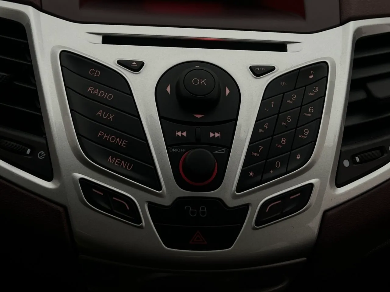 Vehicle image 14