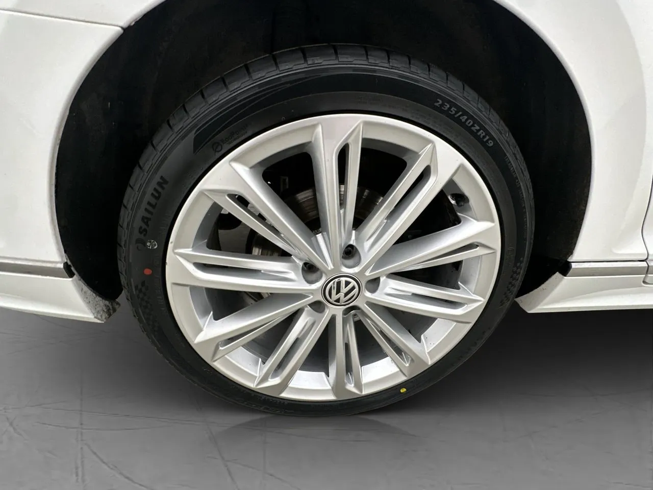 Vehicle image 31