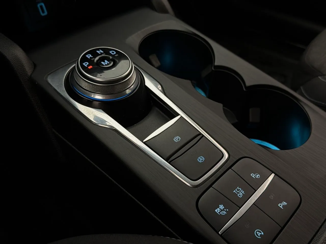 Vehicle image 24