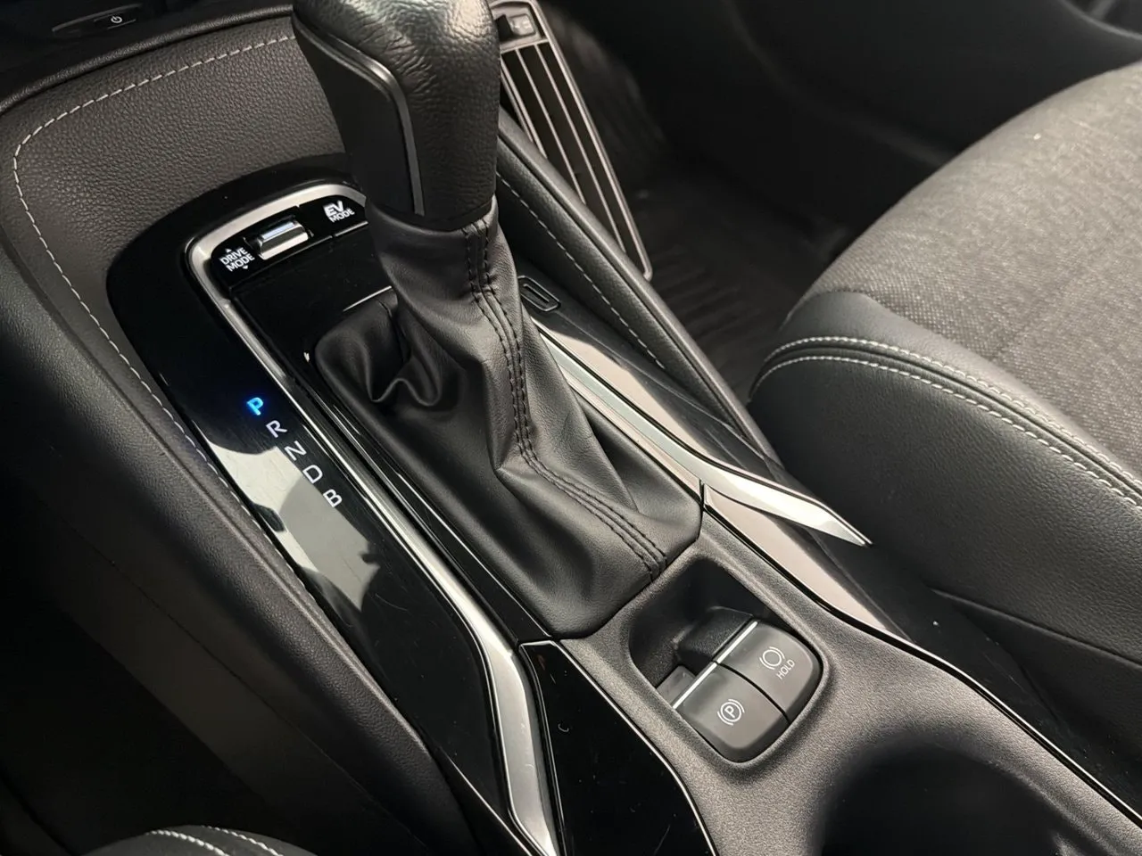 Vehicle image 21