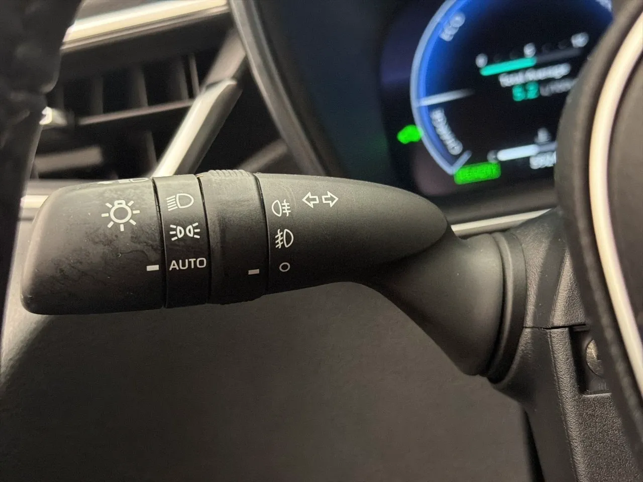Vehicle image 27