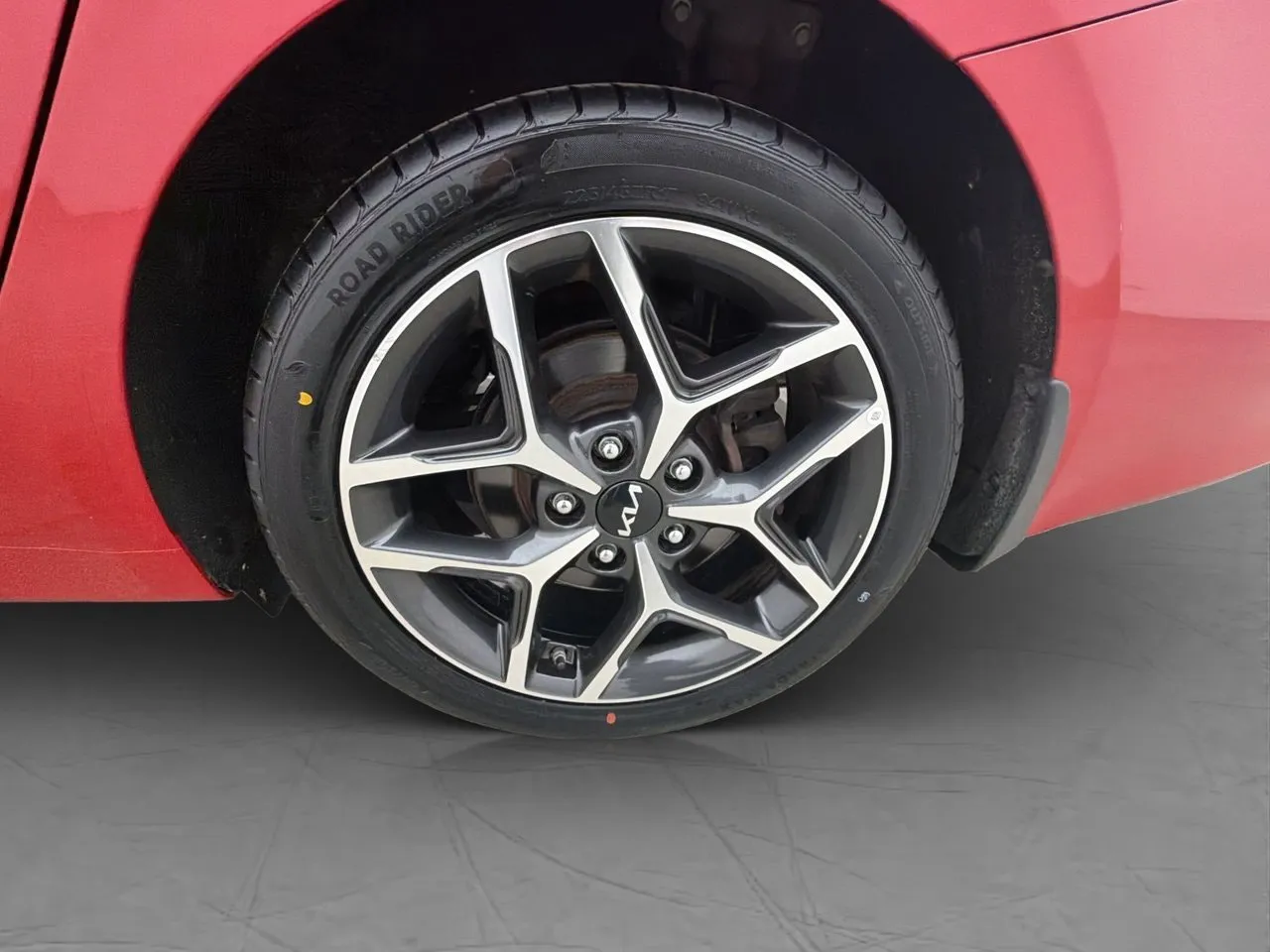 Vehicle image 33