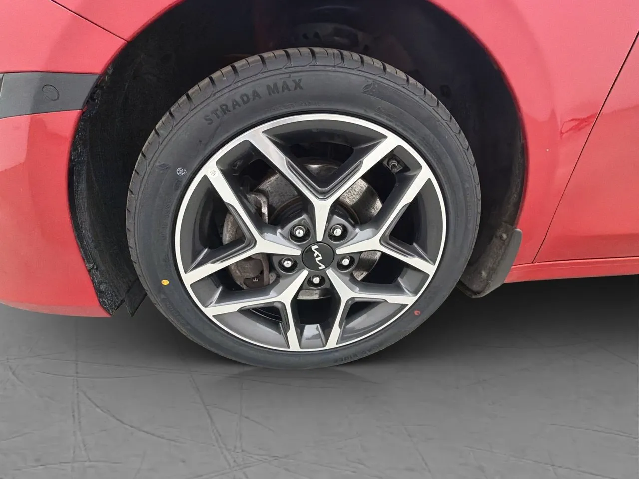 Vehicle image 32