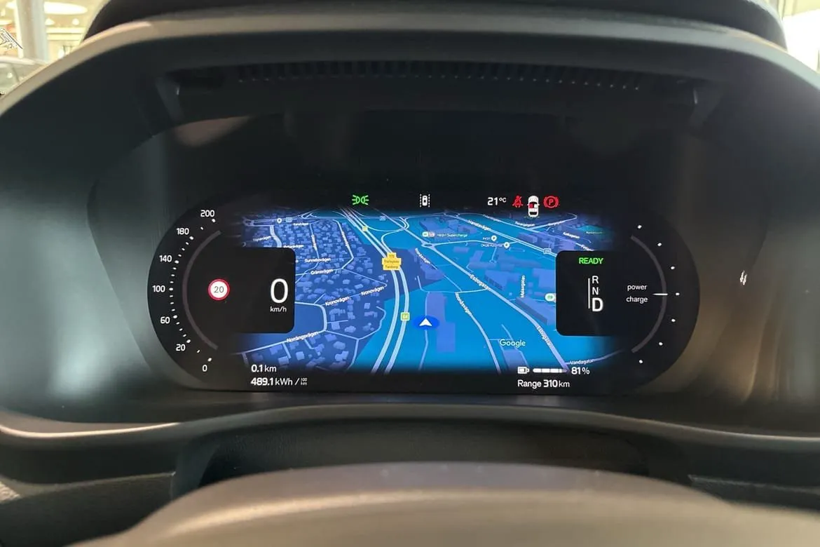 Vehicle image 37