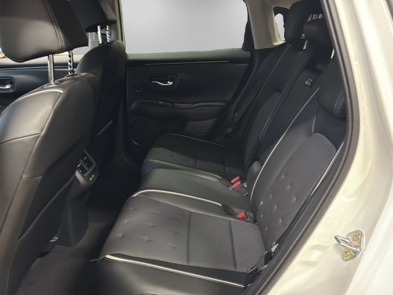 Honda ZR-V bild 9