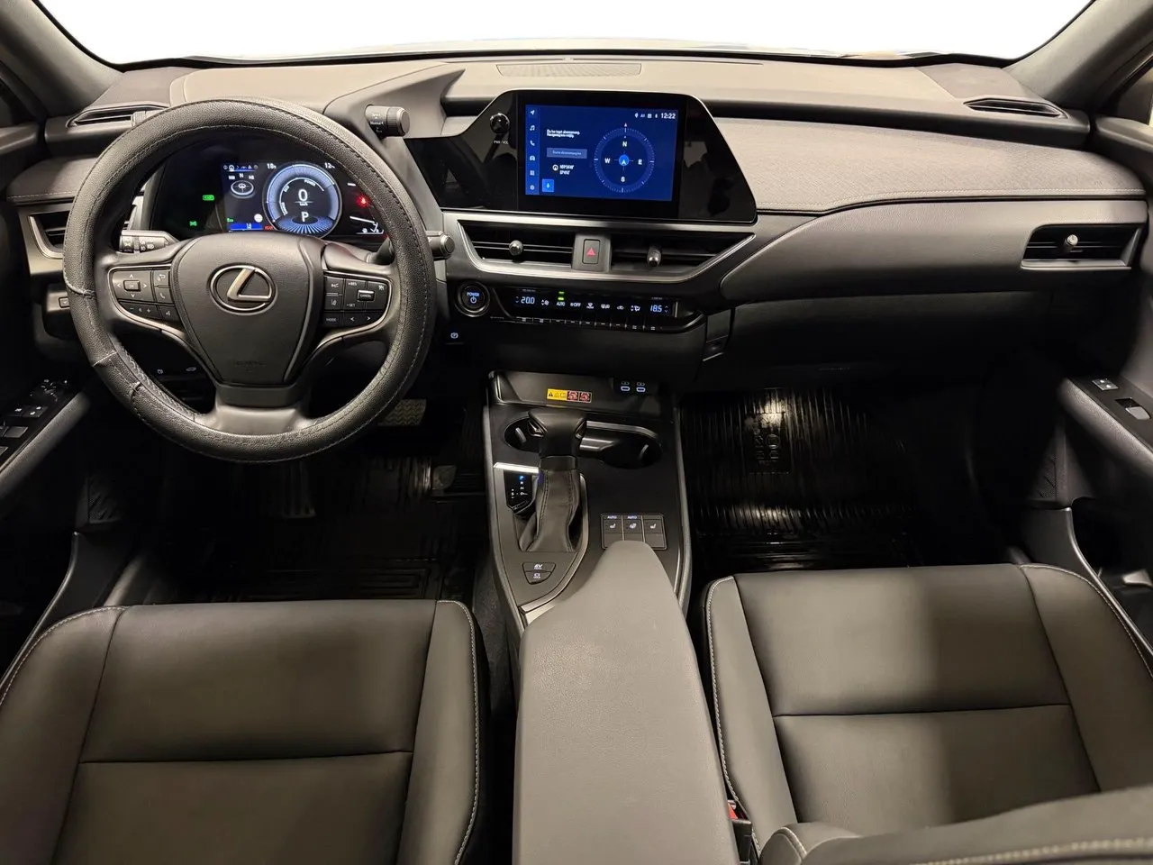 Vehicle image 8