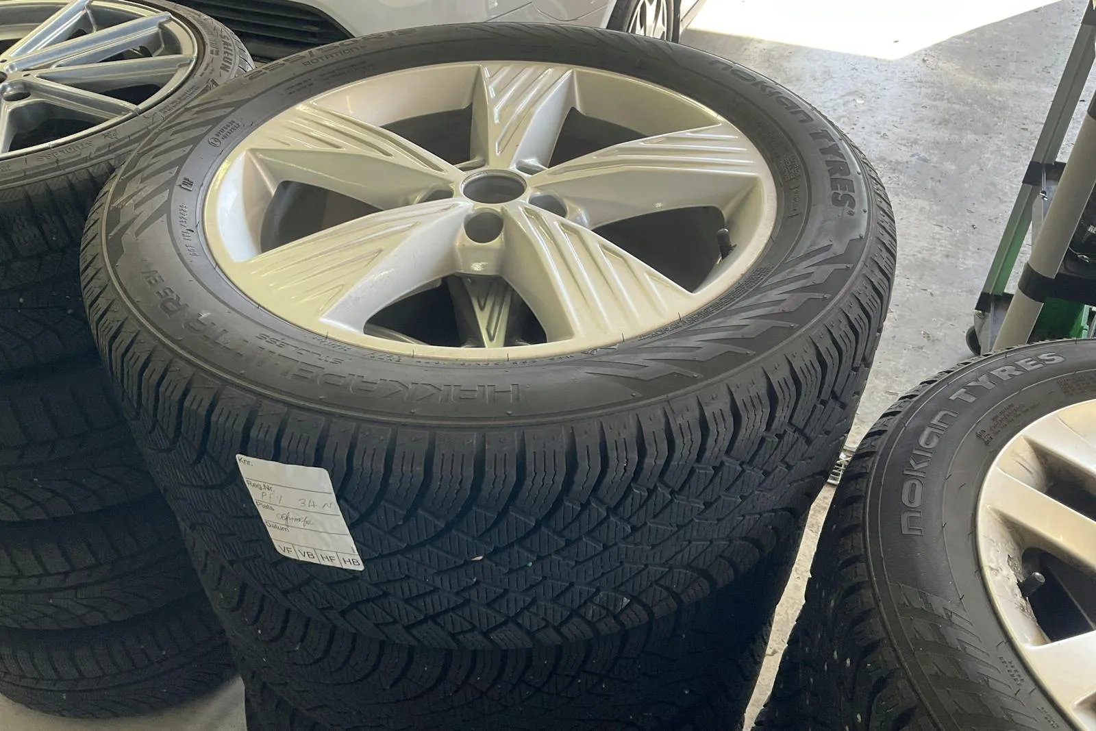 Vehicle image 12