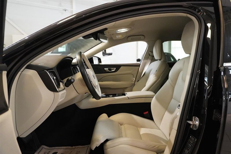 Volvo V60 bild 12