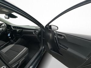 Toyota Auris bild 24
