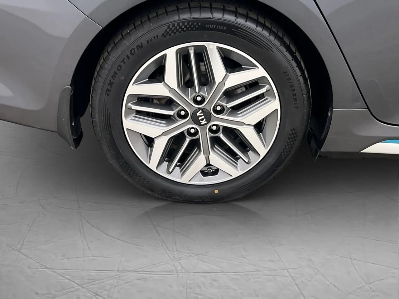 Vehicle image 31