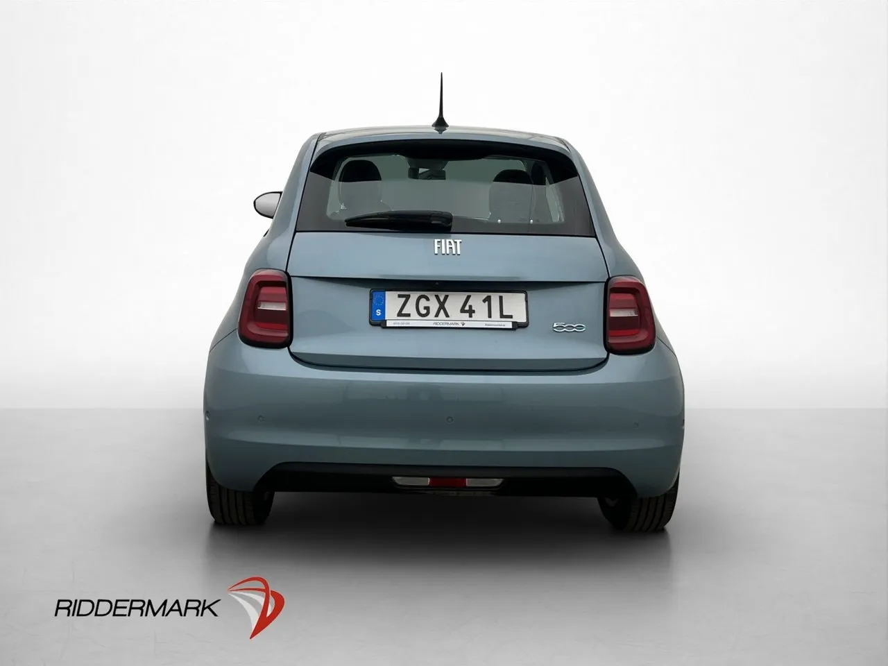 Vehicle image 6