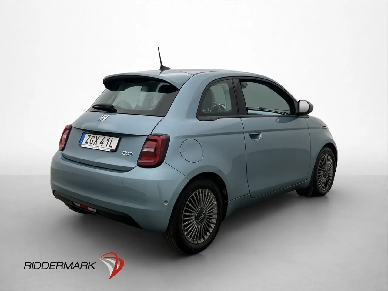 Vehicle image 7