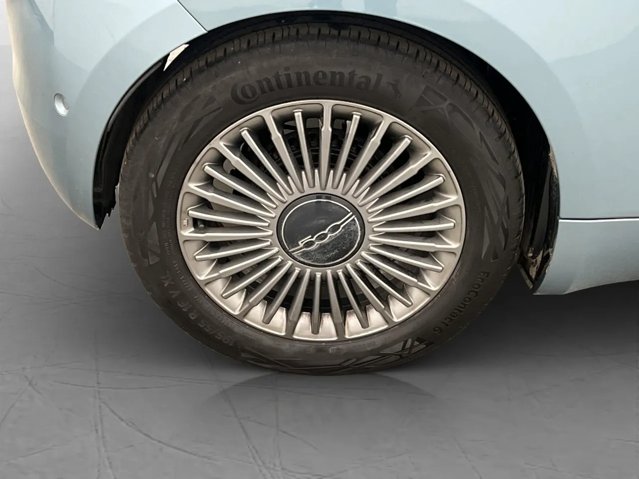Vehicle image 31