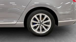 Volkswagen Passat bild 6