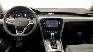 Volkswagen Passat bild 10