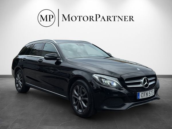 Mercedes C220 T d 4MATIC Avantgarde 360 kamera Värmare Dragkrok - 2017