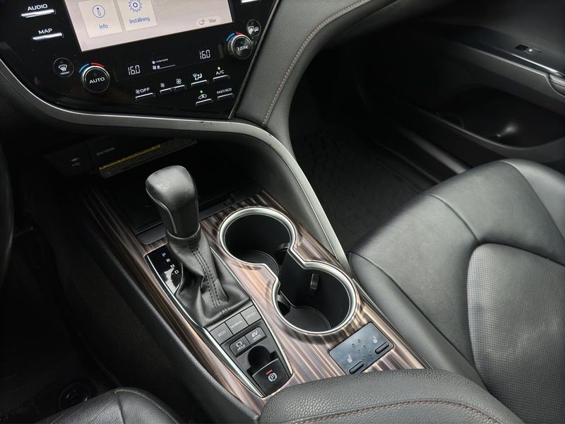 Toyota Camry bild 16