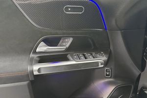 Mercedes GLB220 bild 16