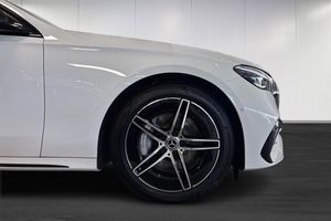 Mercedes E220 bild 12