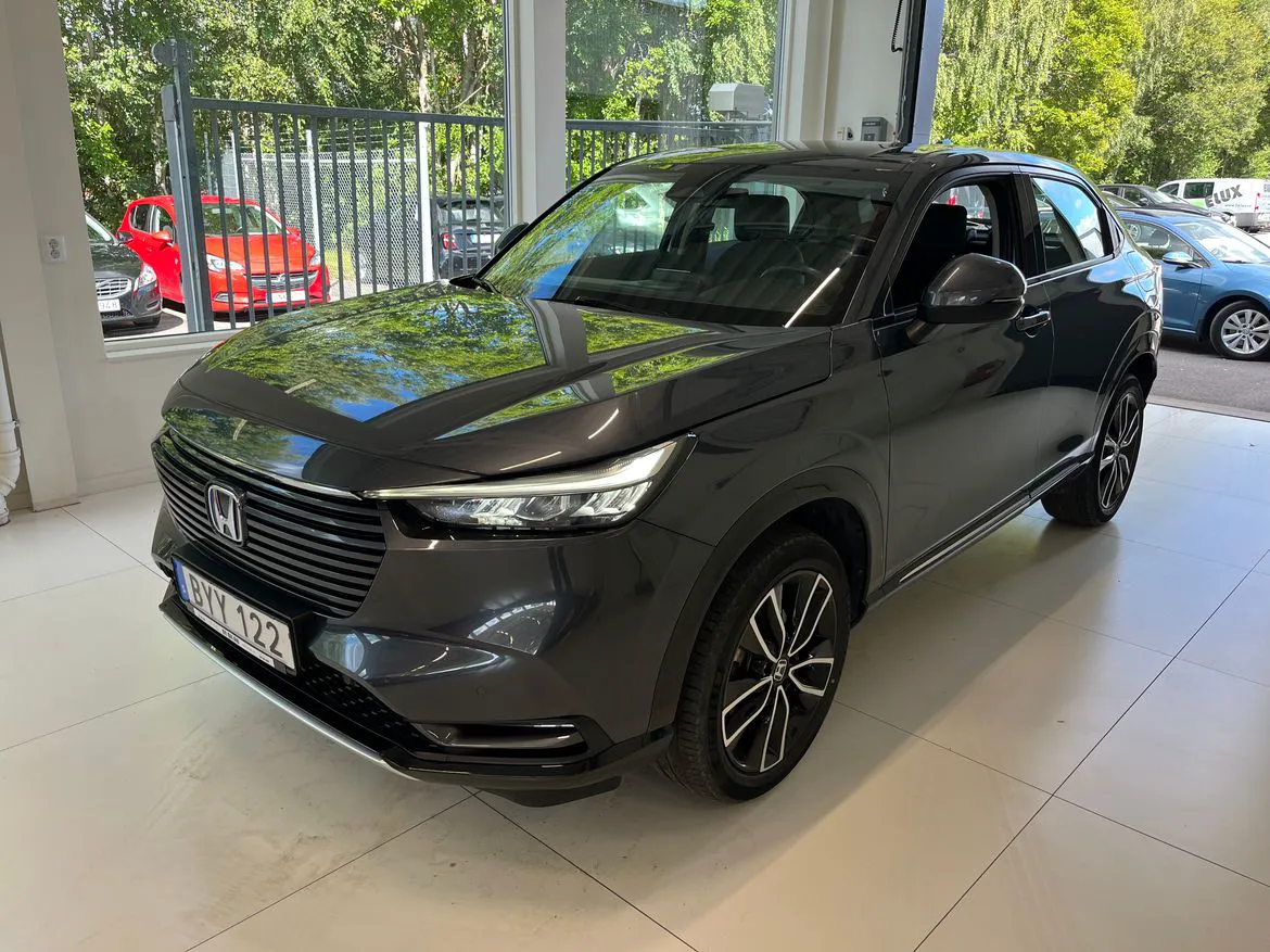 Vehicle image 1