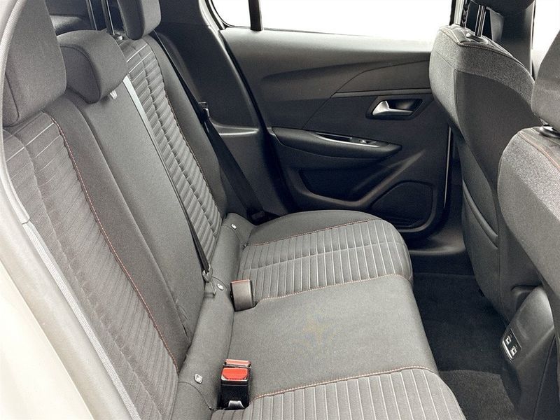 Peugeot e-208 bild 14