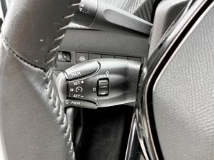 Peugeot e-208 bild 8
