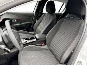 Peugeot e-208 bild 4