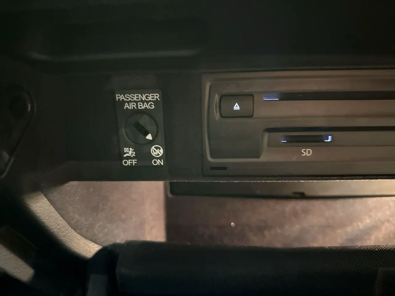 Vehicle image 22