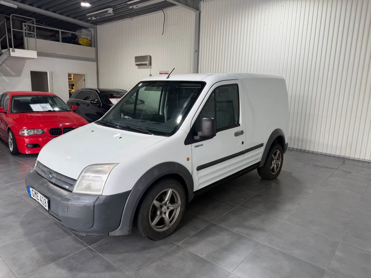 Vehicle image 8