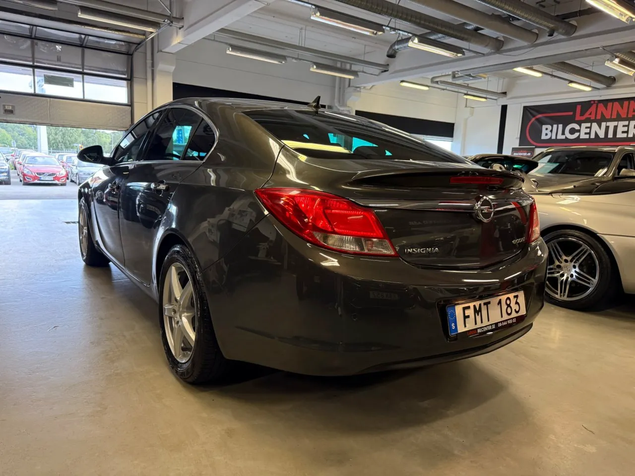 Vehicle image 5