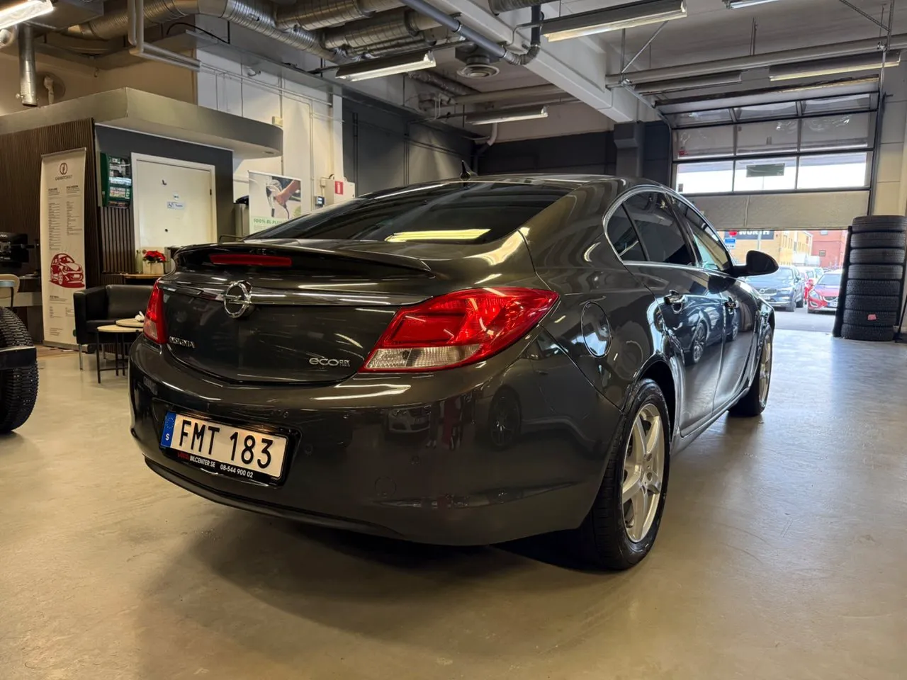 Vehicle image 7