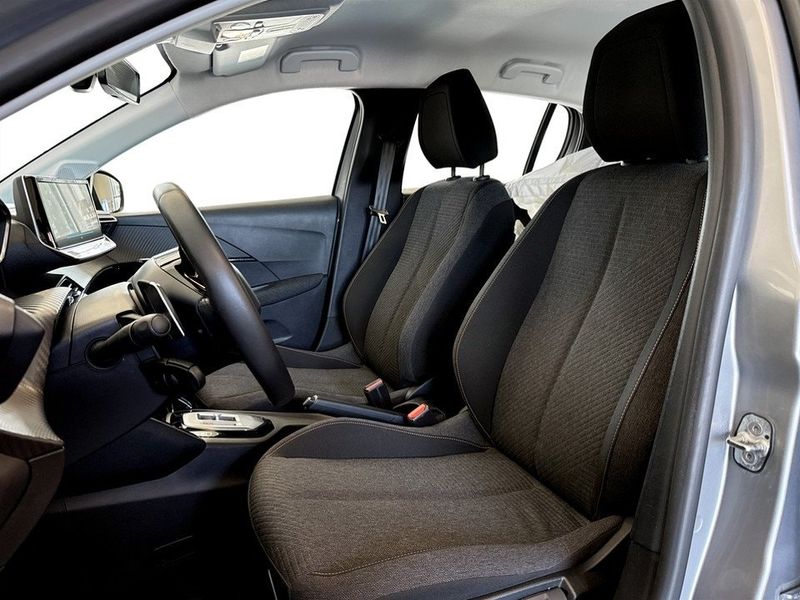 Peugeot 208 bild 4