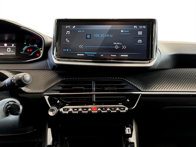 Peugeot 208 bild 10