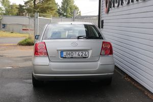 Toyota Avensis bild 13