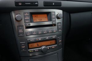 Toyota Avensis bild 9