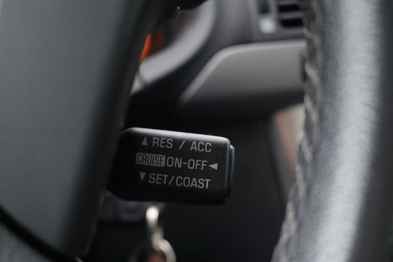 Toyota Avensis bild 8