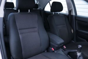 Toyota Avensis bild 15